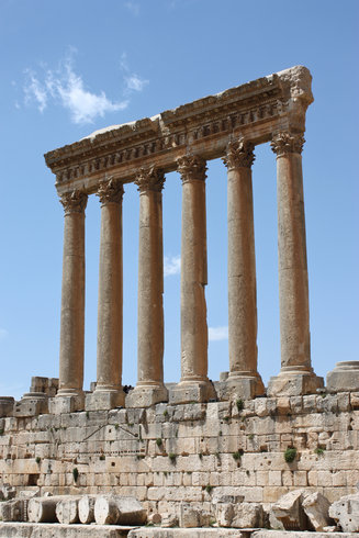 19 baalbek temple of jupiter.jpg