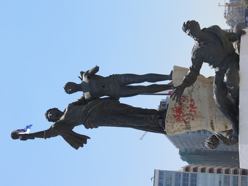 20 beirut martyrs monument.jpg