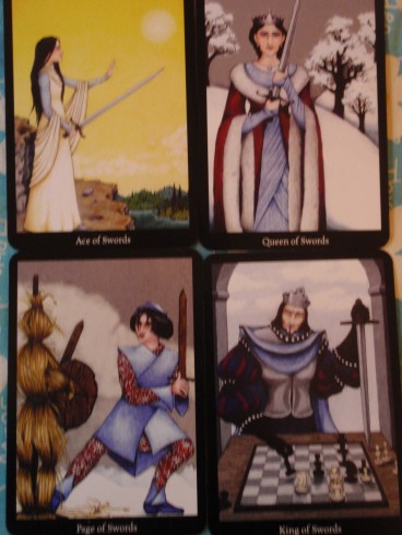 Anna K. Tarot Schwerter.JPG